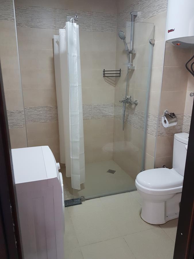 Lulu Apartment Batumi Exterior foto